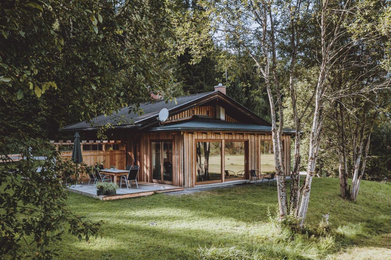 Die Lärchen-Lodge Maishofen Exterior foto