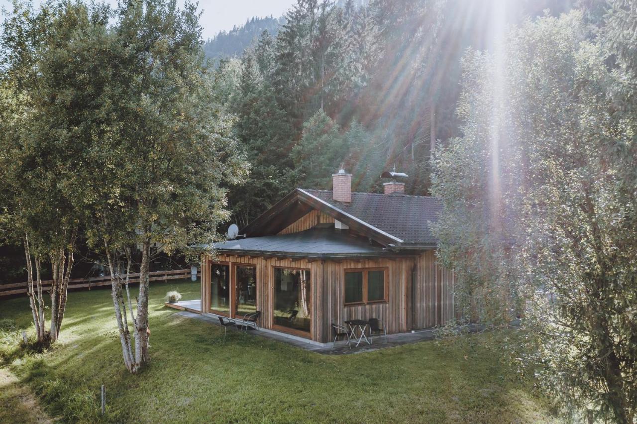 Die Lärchen-Lodge Maishofen Exterior foto